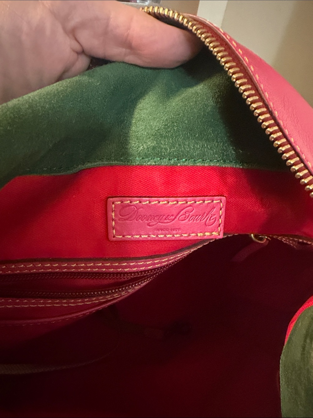 Dooney & Bourke beautiful bright pink shoulder bag - Picture 5 of 16